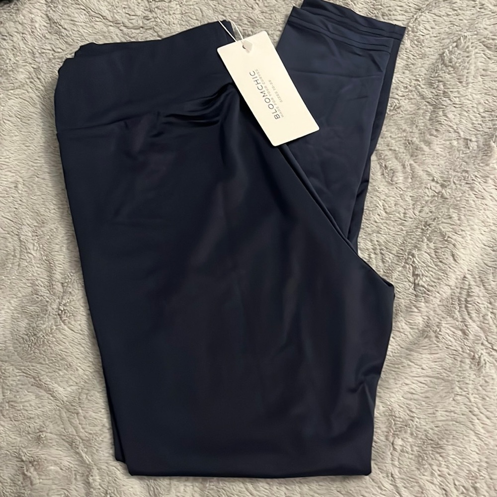 New bloom chic leggings size 10